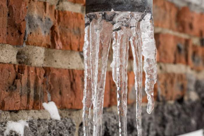10 Common Causes of Frozen Pipes and How to Diagnose Them